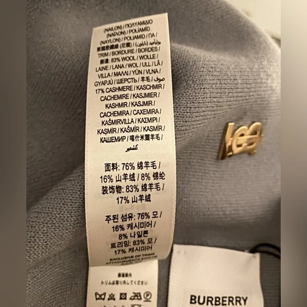 Burberry Beanie - Picture 4 of 5